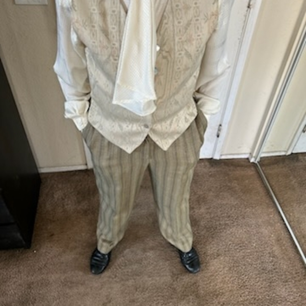 Elegant Cream Suit with Vest